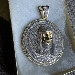 Diamond Pendent