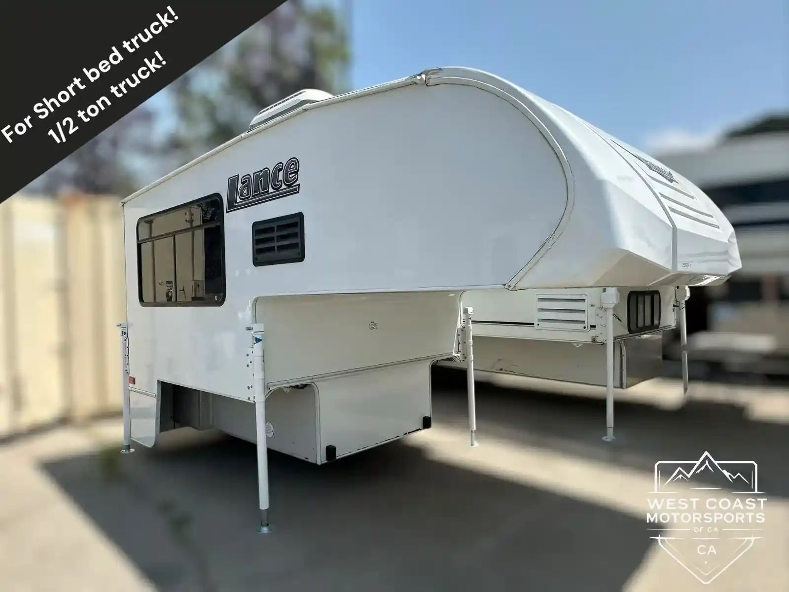 2017 LANCE 650 CAMPER