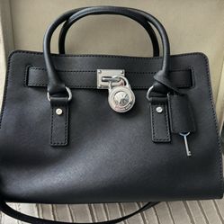 Black Medium Michael Kors Bag
