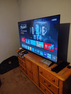 Brand new 65 inch 4K Vizio Smart TV