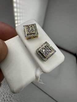 Gold earrings diamond earrings