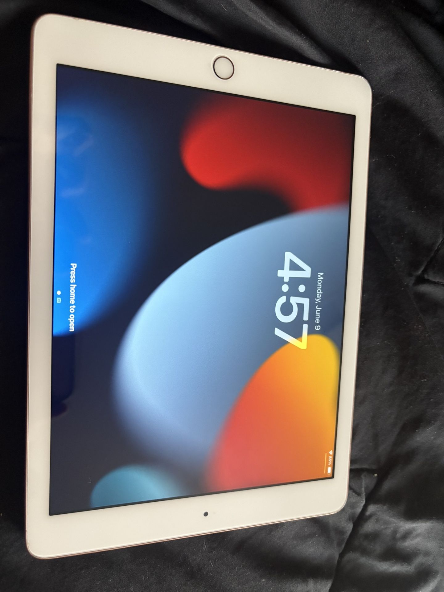I Pad 6th Generation