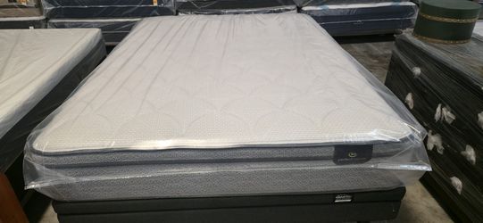 SERTA PERFECT SLEEPER PILLOW TOP MATTRESS  WITH BOX SPRING  QUEEN SIZE  FREE DELIVERY 🚚🚚