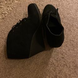 Xappeal Wedges - Used  Size 8.5