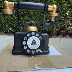 Retro Telephone Decor