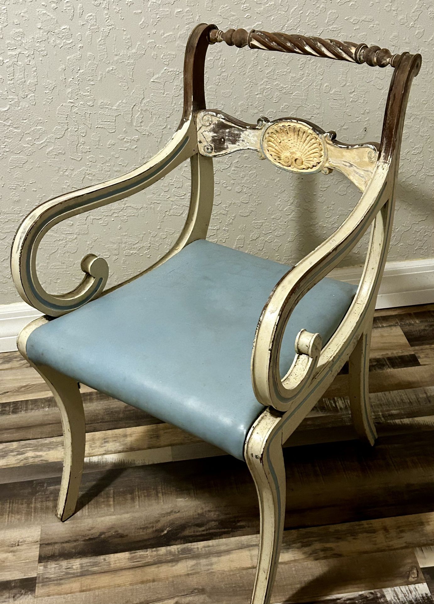 VTG Antique Shabby Cottage Boho Chic Distressed Arm Chair
