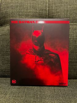 Mezco One:12 Collective The Batman Figure