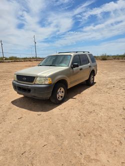 2003 Ford explorer