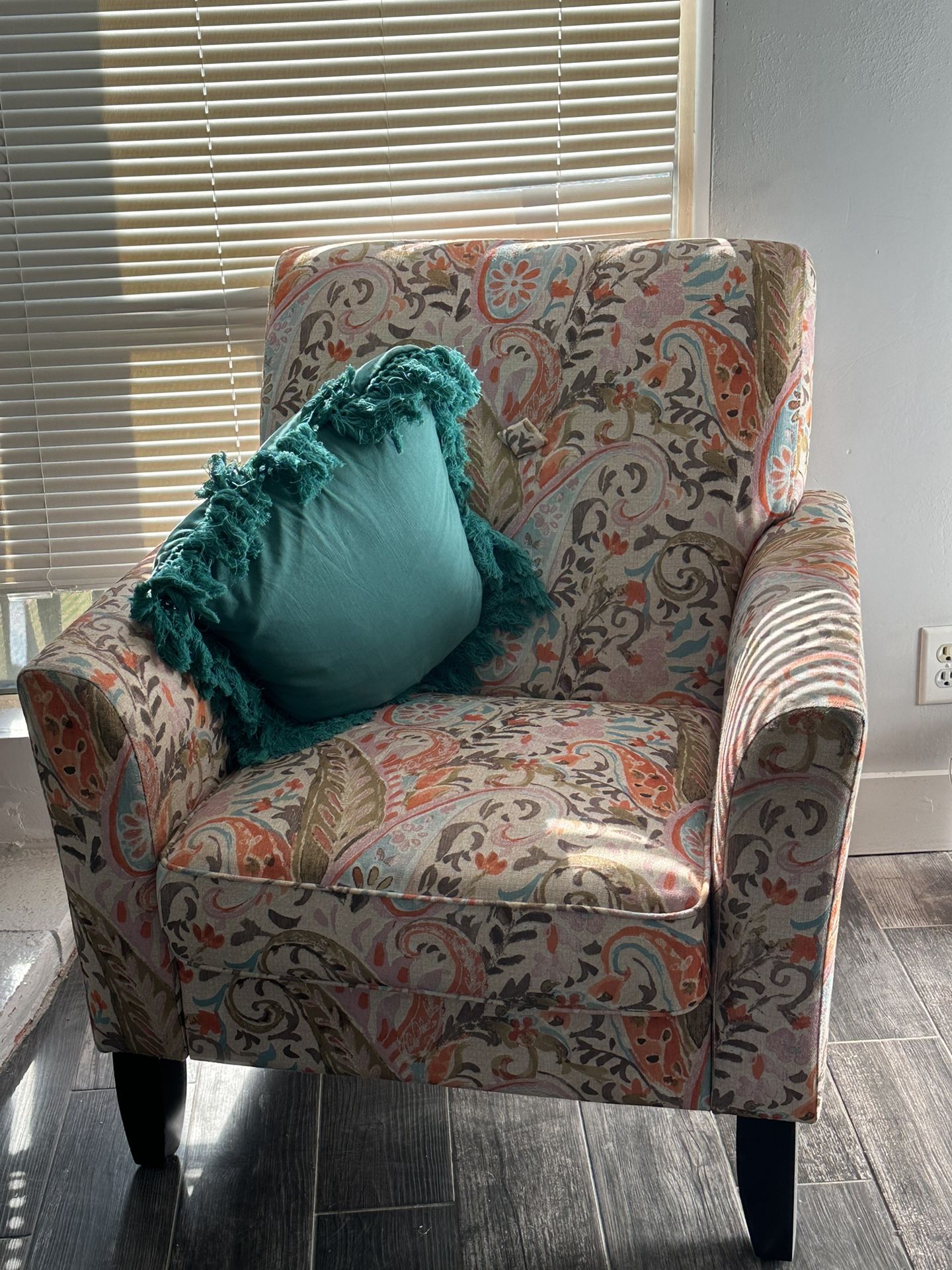 Chair And Love Seat $50 For Both!