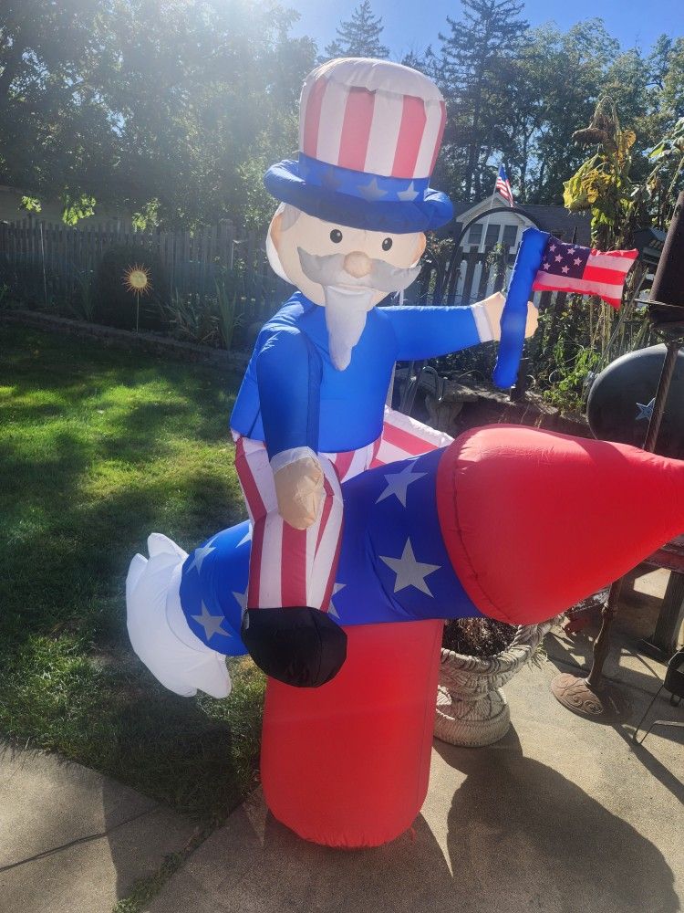 Outdoor Holiday Decoration