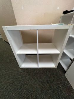 Cubicle shelf