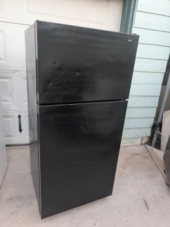 Hotpoint fridge. Can deliver