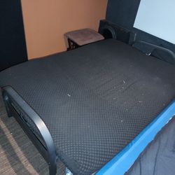 Metal Futon With Mattress +Cover 