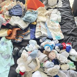 Tons of Baby Clothes 3-12 Months 
