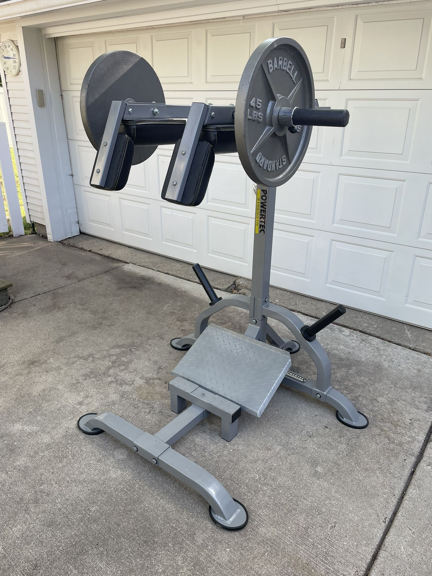 Powertec Leverage Squat