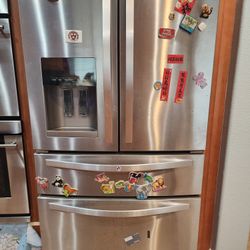 Whirlpool 36 Inch 25.6 Cuft French Door Refrigerator 