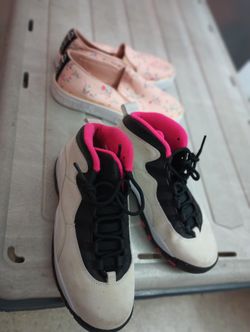 Pink 2024 jordan 10s