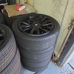 22 In CADILLAC ESCALADE WHEELS AND TIRES 