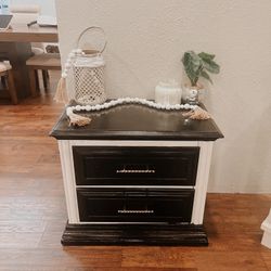 NIGHT STAND TABLE❤️