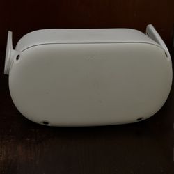 🎀Meta quest 2 64gb headset only 🎀