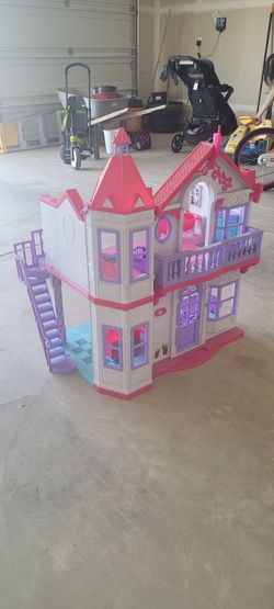 Barbie Foll House