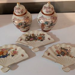 Vintage collection of Japanese porcelain items