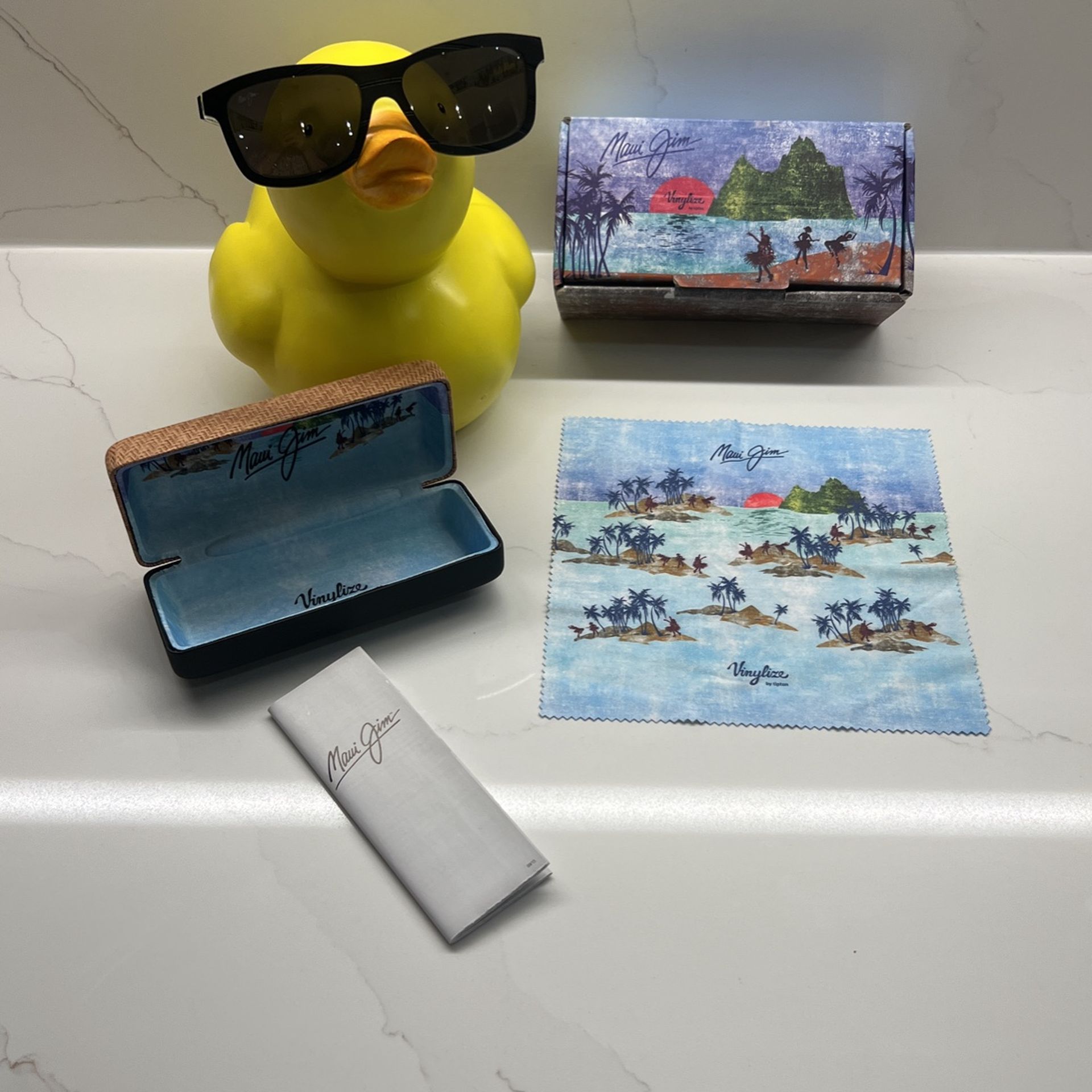 Sunglasses- LIMITED EDITION Maui Jim “Hula Blues” 710-72 Vinyl Record Wearable Art!