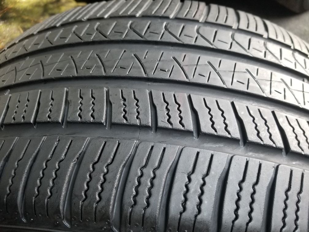 Used tire 285/40/21