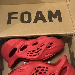 Yeezy Foam Runner Size 4 Red