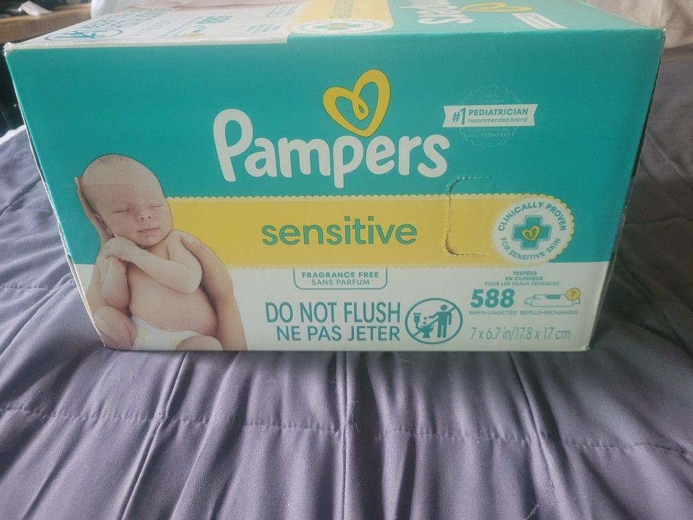 Pampers Sensitive Baby Wipes 588ct