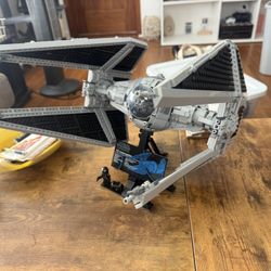 Lego UCS Tie Interceptor 