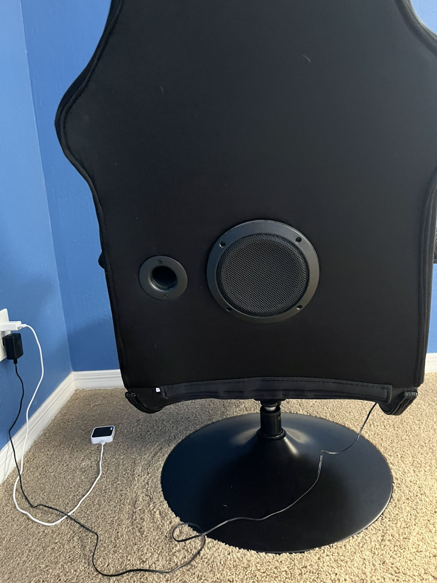 XRocker Gaming Chair W Subwoofer