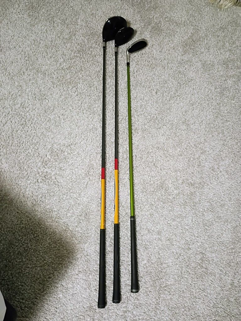 3 Golf Clubs TaylorMade R7 And Adamsgolf