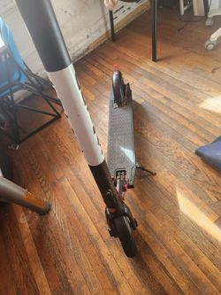 Tengo Este scooter varato pido  95