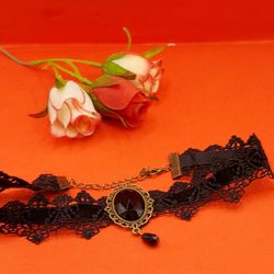 Beautiful  Black Choker $ 20.00