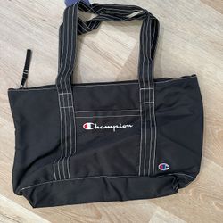 Champion tote