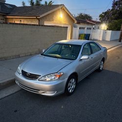 Toyota Camry 