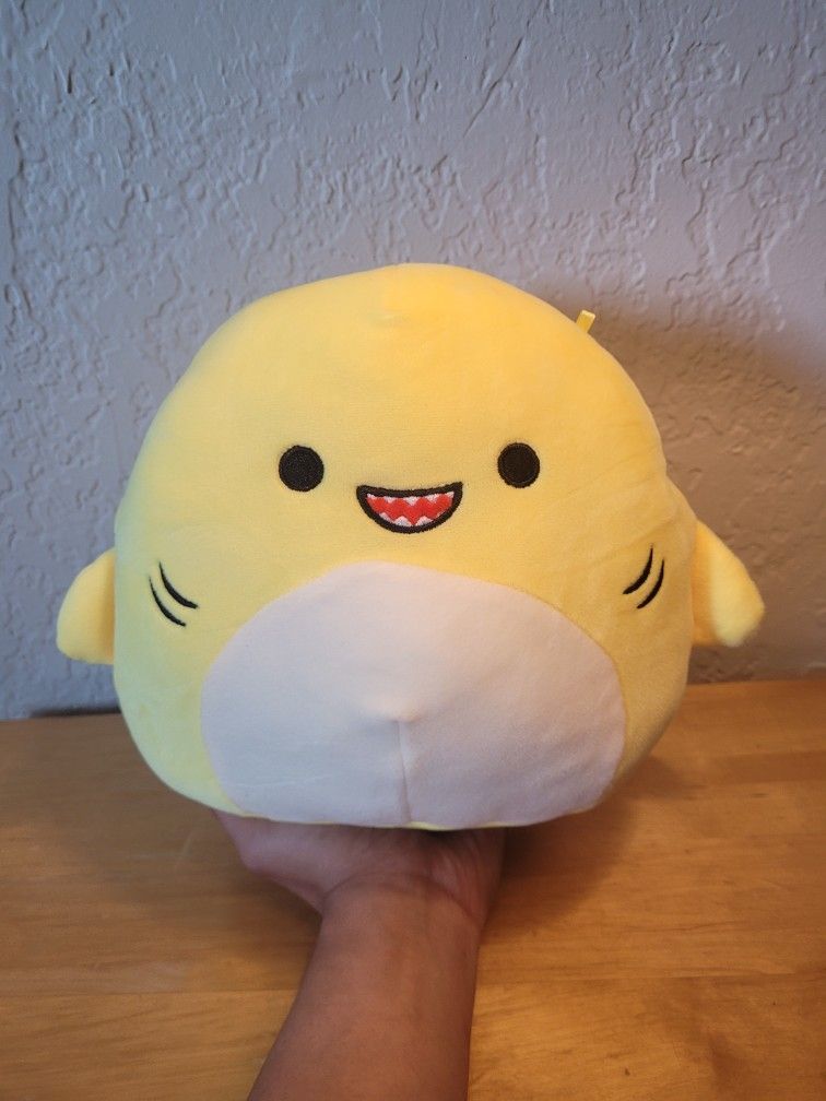 8" Squishmallow CHANDLER the Yellow Shark Plush