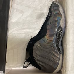 Nike Air Foamposite One Hologram Size 8