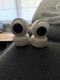 Set of 2 Bauhn Smart Home Security Cameras!