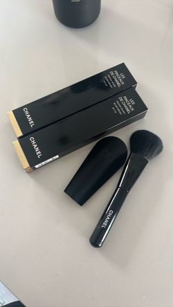 Chanel brushes 110