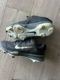 Nike Metal Baseball Cleats 10 1/2