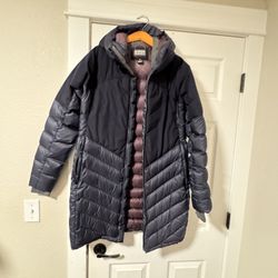 OUTDOOR RESEARCH COZE DOWN PARKA - WOMEN Size L