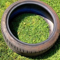 2024 1 USED LIKE NEW MICHELIN 215/40/18 TIRE FOR ANY TOYOTA GR86 86   GT 86 YARIS SUBARU BRZ MINI or JETTA or ANY CAR WITH 18" WHEELS 