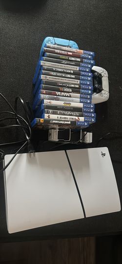 PS5 CSI-2015, games, controllers and chargers
