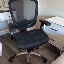 Desk chair
