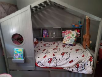 Twin size bed