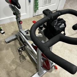 Exercise Bike with Magnetic/Felt Resistance and Belt/Chain Drive