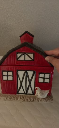 Red Barn Ceramic Cookie Jar
