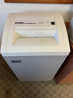 Fellowes Powershred 420CC Paper Shredder